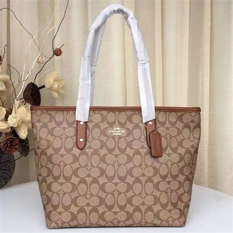 harga handbag coach original|harga tas coach murah.